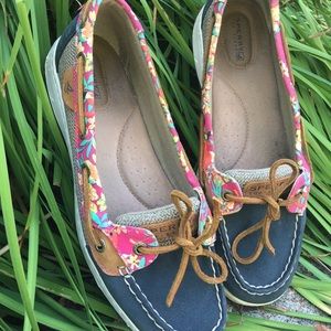 Floral Sperry’s